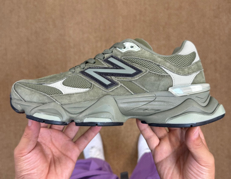 NEW BALANCE 9060