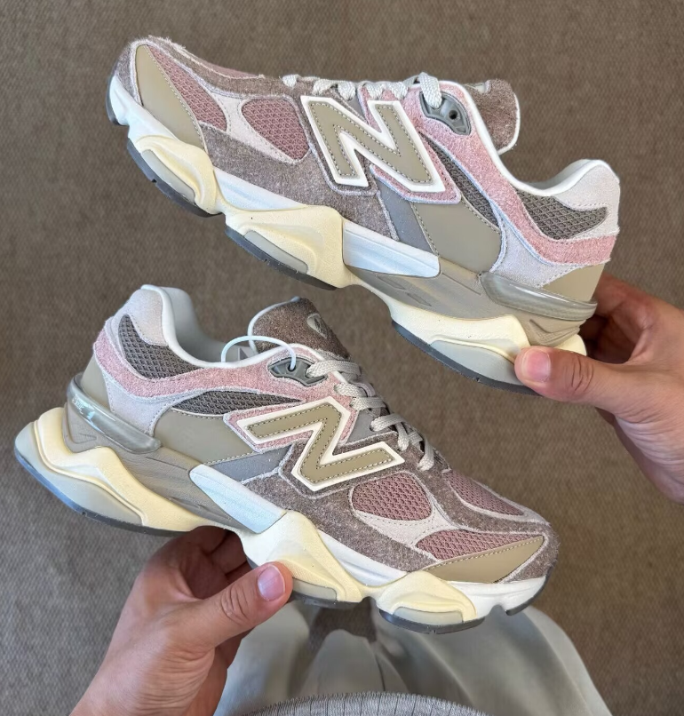 NEW BALANCE 9060